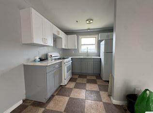 78 Bergen Ave #2, Jersey City, NJ 07305