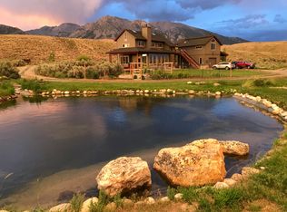 4505 Old Loop Rd, Mackay, ID 83251