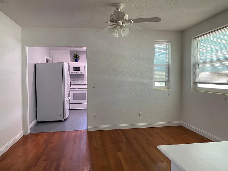 235 Williams Ave — Photo 5
