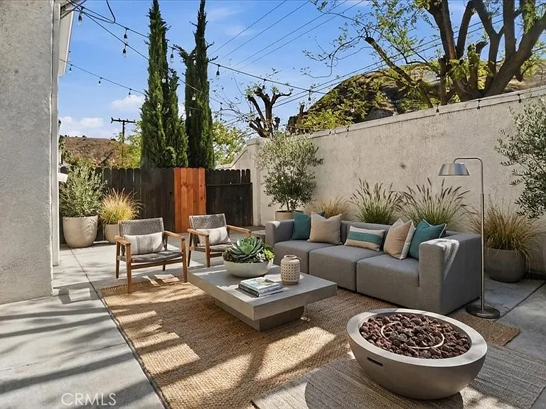 356 Carrione Ct — Photo 7
