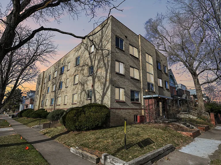 Belmore Apartments — Photo 42