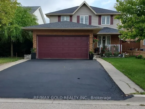 6 Moffatt Ln, Guelph, ON N1G 5E8