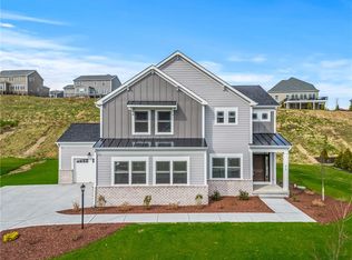 214 Hickory Ln, Mars, PA 16046