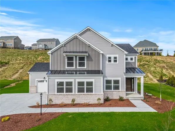 214 Hickory Ln, Mars, PA 16046