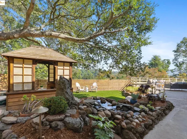 61 Via Floreado, Orinda, CA 94563