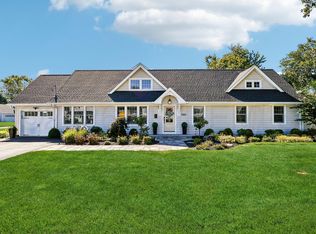 1105 Glendale Parkway, Spring Lake, NJ 07762