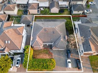 12604 68th Ave, Surrey, BC V3W 1G4