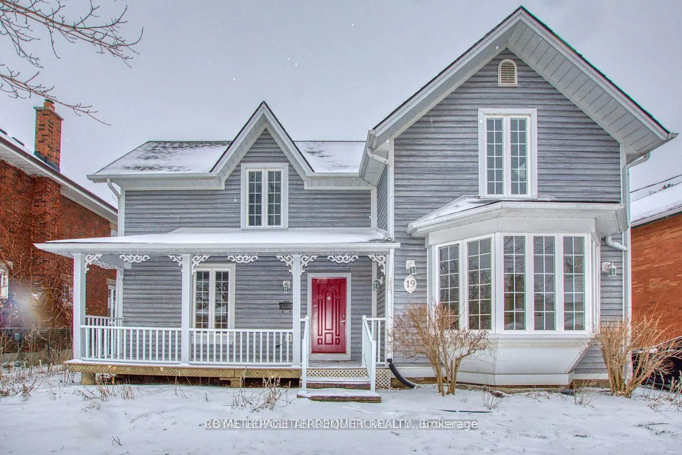 4 bed, $3,800 — Photo 2
