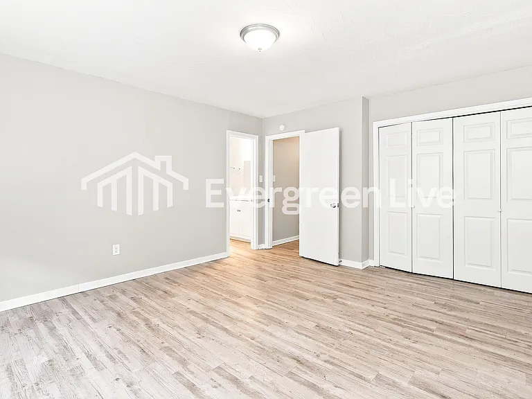 2839 Fallbrook Dr — Photo 11