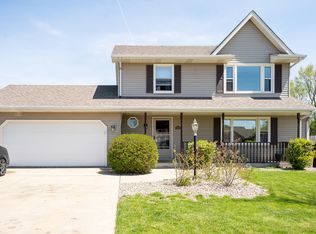 5831 Meadows Dr N, Racine, WI 53402