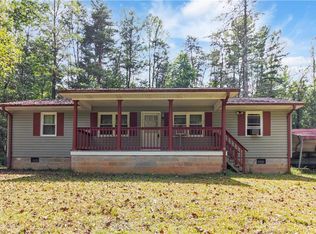 312 Brookview Dr, Boomer, NC 28606