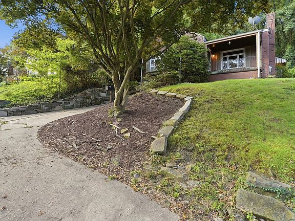 2nd image of 610 Cascade Rd