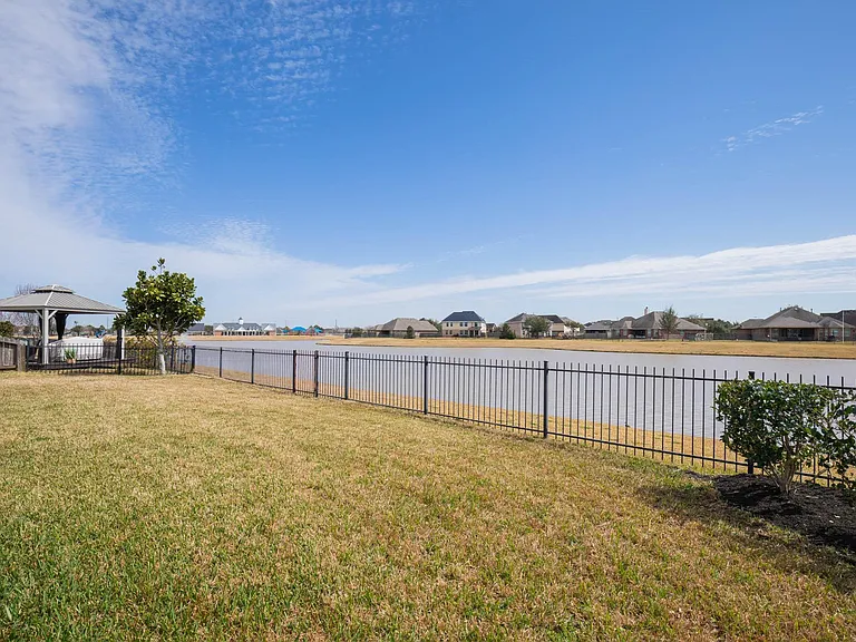 835 Aqua Vista Ln — Photo 41
