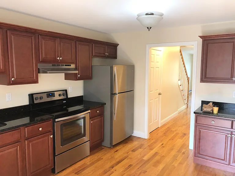 26 Fair St — Photo 6