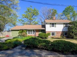 13227 Ronehill Dr, Beltsville, MD 20705