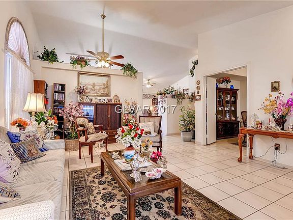 5th image of 6121 Halehaven Dr