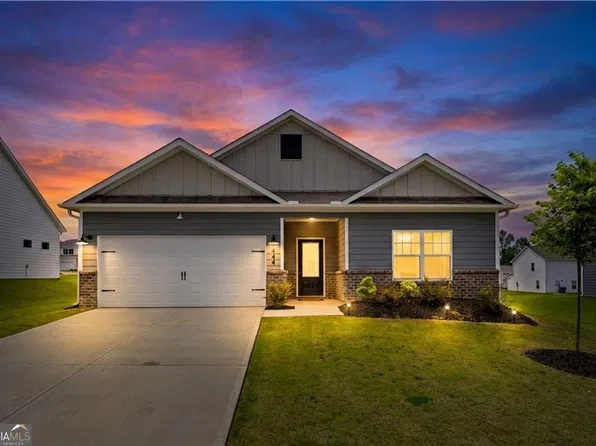 444 Egret Ct, Jefferson, GA 30549