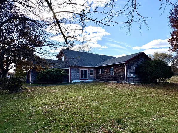 89 Potwine Ln, Amherst, MA 01002