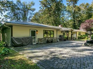 153 Limberlost Dr, Laurel Park, NC 28739