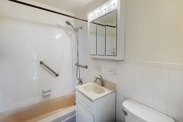 Sold by Brown Harris Stevens | media 35