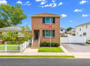 240 Atlantic Ave, Staten Island, NY 10305