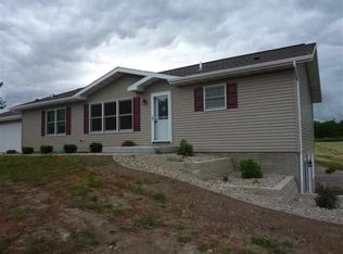 5170 306th St, Dixon, IA 52745