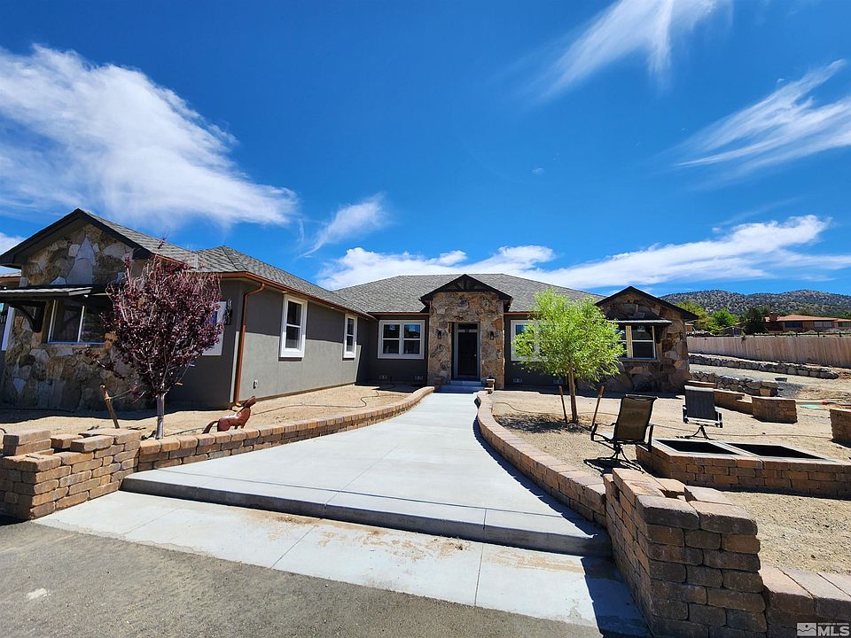 1st image of 1579 Pinion Hills Dr