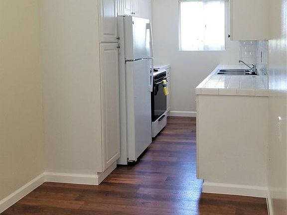 3rd image of 6725 Amherst St APT 5