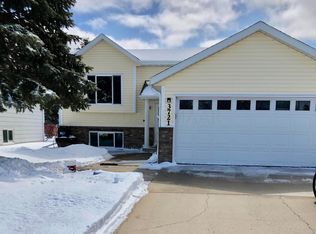 3721 10th St N, Fargo, ND 58102