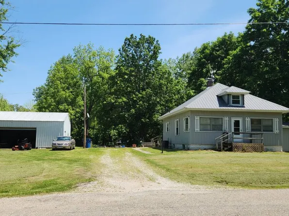 10852 Archery Rd, Lawrenceville, IL 62439