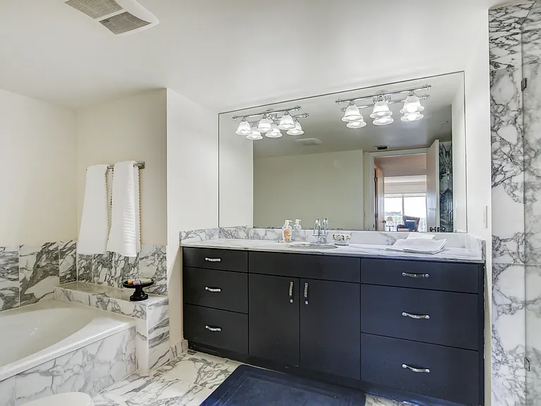 4301 N Ocean Blvd #607 — Photo 18