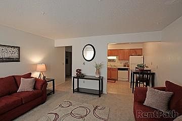 1st image of 900 W Benton St #A556f1cd3