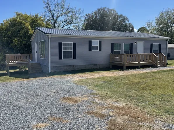 347 McClerran Ln, Red Boiling Springs, TN 37150