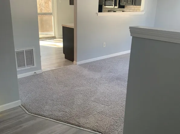 28 S Kenworthy St, Valparaiso, IN 46385