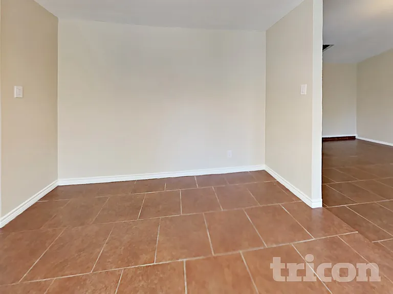 6227 Ridge Place St — Photo 6