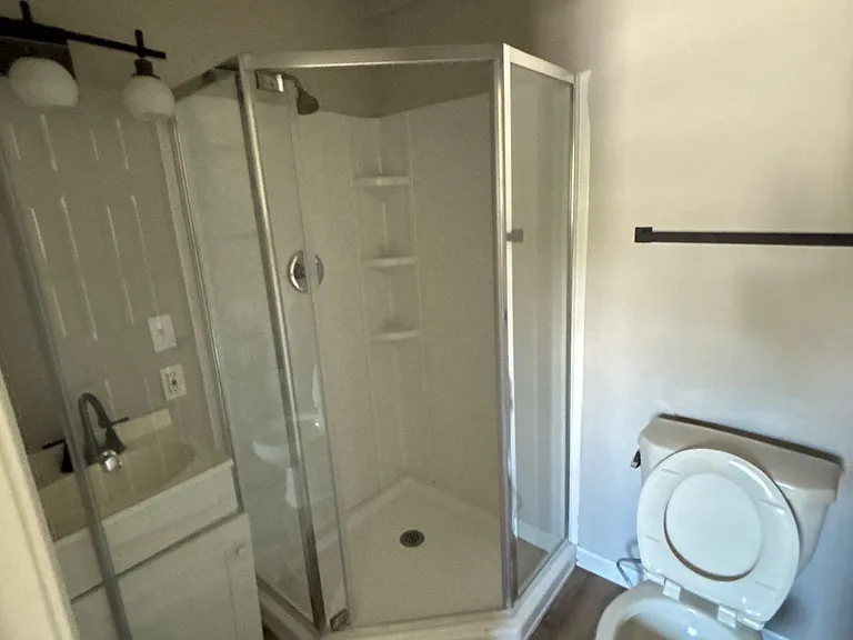 144 Sarah Cir #14 — Photo 8