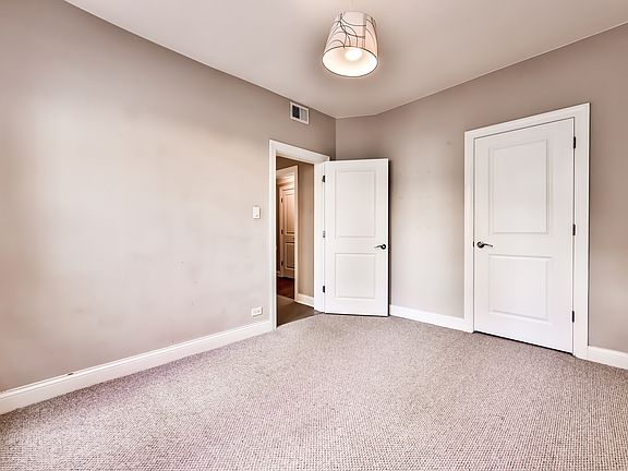 5th image of 3546 W Cortland St APT 1B