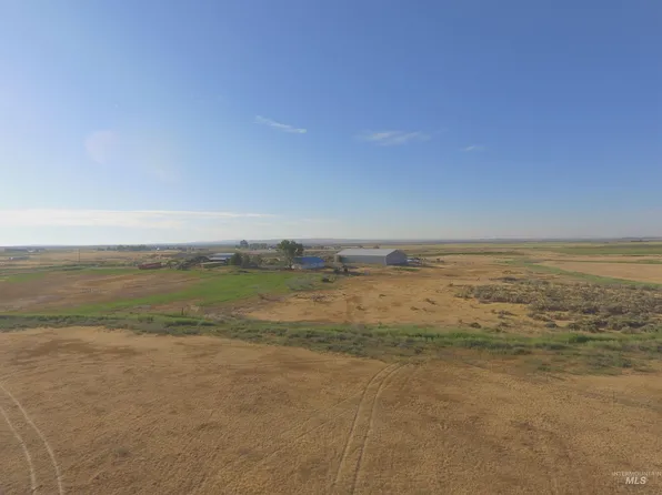 215 E 520 N, Shoshone, ID 83352