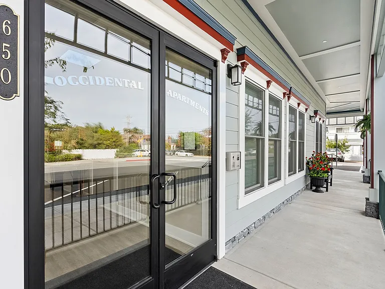 650 Mill St #204 — Photo 27
