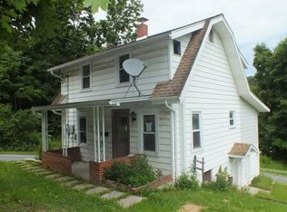 42 W 6th St, Everett, PA 15537