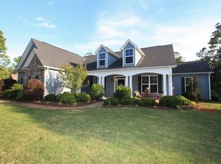 102 Legacy Ct, Lagrange, GA 30240