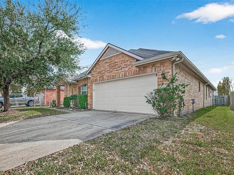 21711 Crest Peak Way — Photo 2