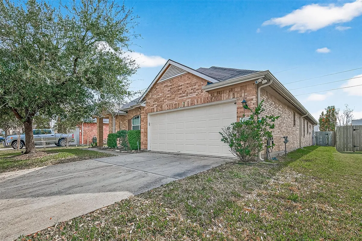 Building Photo - 21711 Crest Peak Way