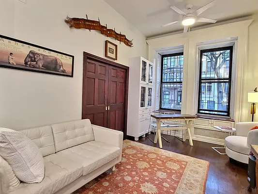 Sold by Real Broker NY LLC | media 3