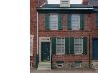808 S Front St, Philadelphia, PA 19147