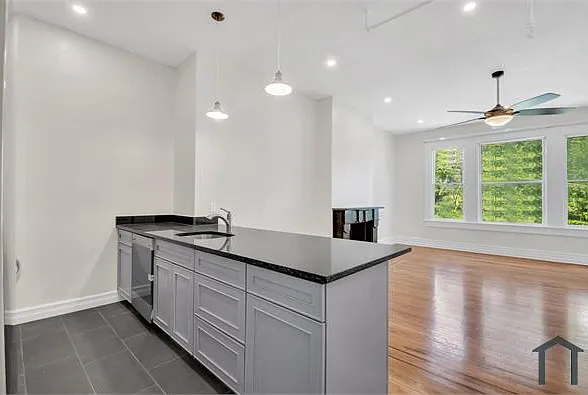 353 Saint Pauls Ave #2 — Photo 3