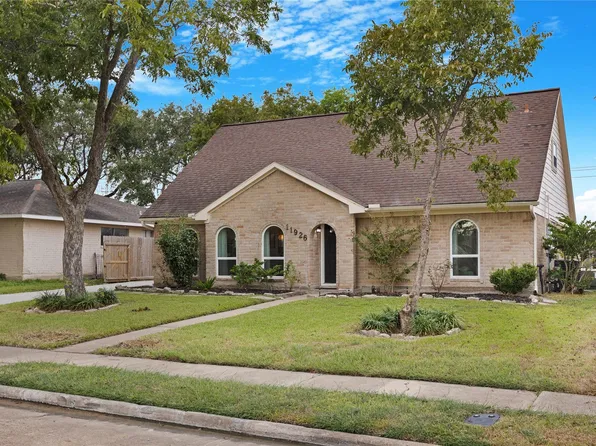 11926 Monticeto Ln, Meadows Place, TX 77477