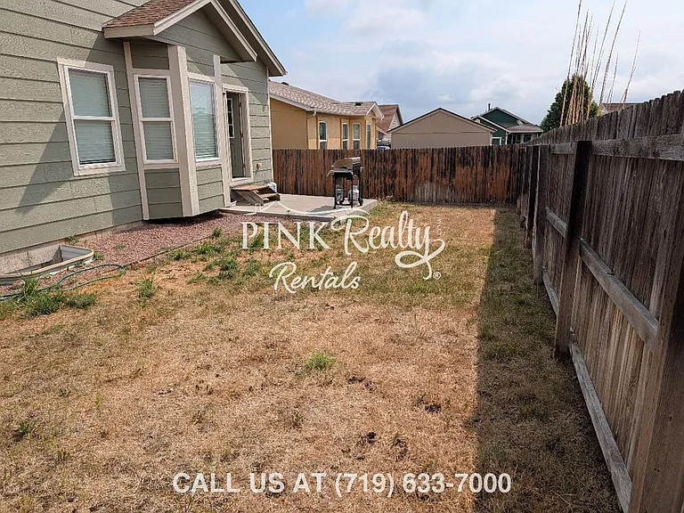 8377 Freestar Way — Photo 18