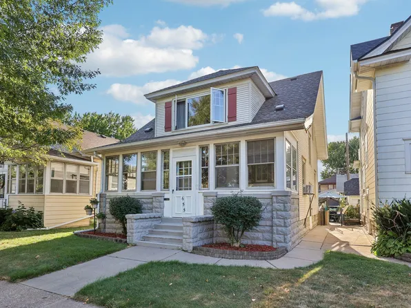 655 Simpson St, Saint Paul, MN 55104