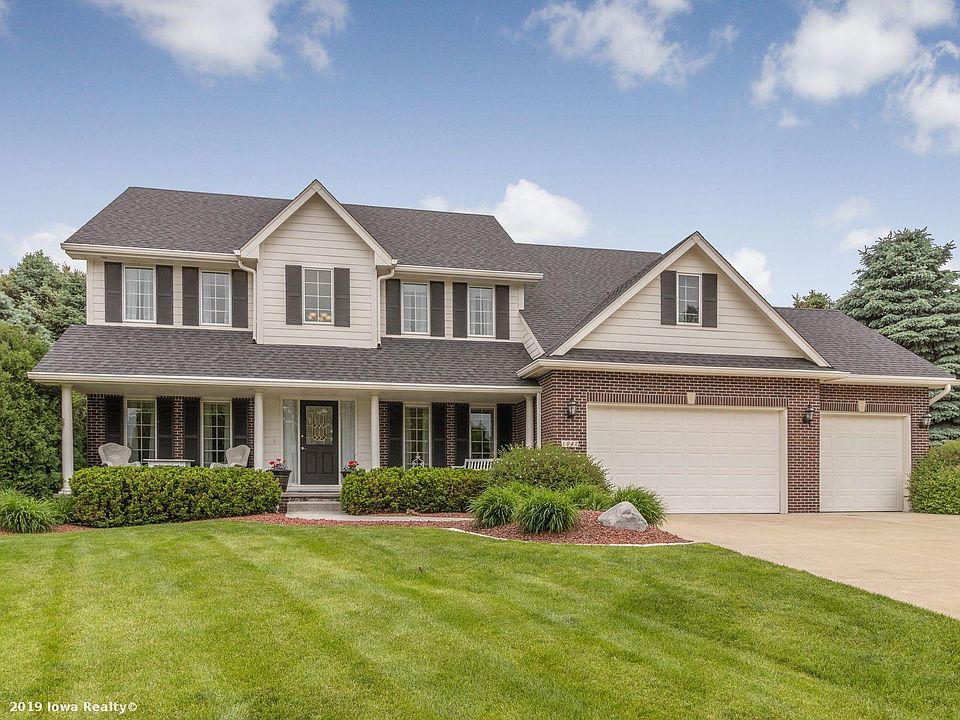 1st image of 1042 Burr Oaks Dr